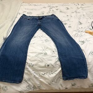 Old Navy Women's Flare Jeans in Blue